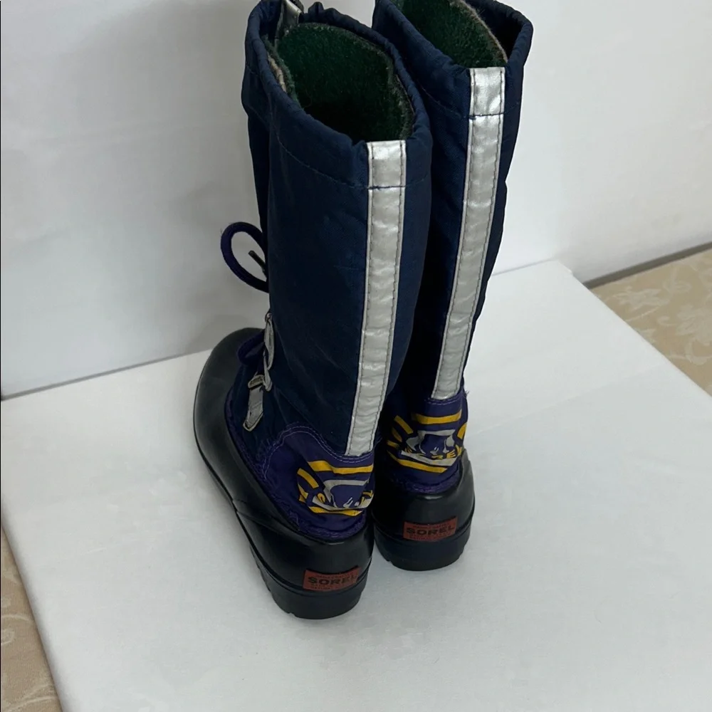 Women's Black and Silver Winter Boots